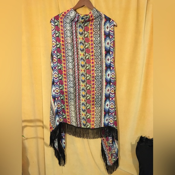 NWOT Lavello Chiffon Boho Print Convertible Vest/kimono with Black Fringe. OS - Picture 2 of 4